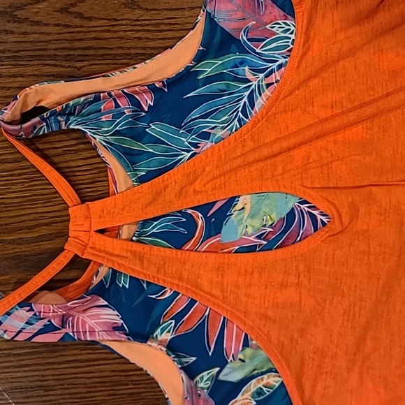 Athleta Girl top- sports bra and tank combo - Picture 5 of 5